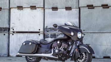 Chieftan Dark Horse with blacked out exhaust system.